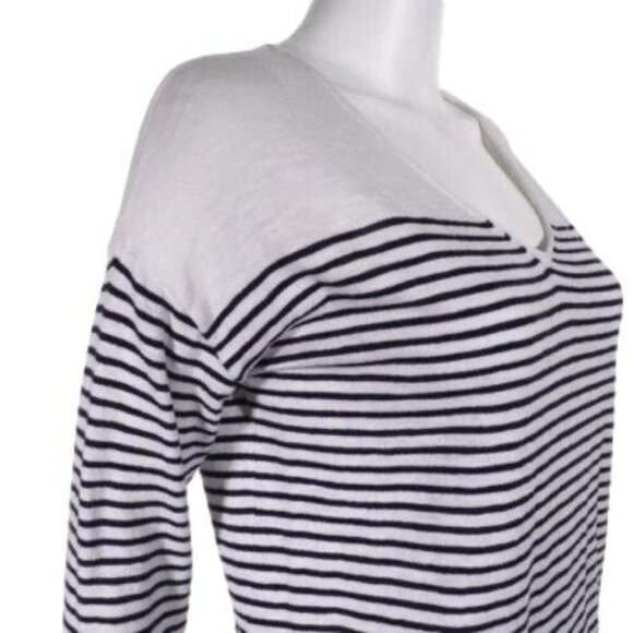 Gap Sweater Women Size Small  V Neck Striped Long Sleeve Black White Pullover - Picture 6 of 11